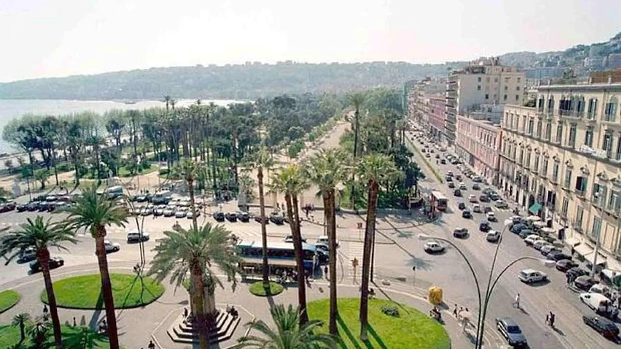 Salotto Mergellina Naples Apartment